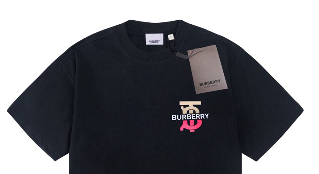 Burberr* T-shirt